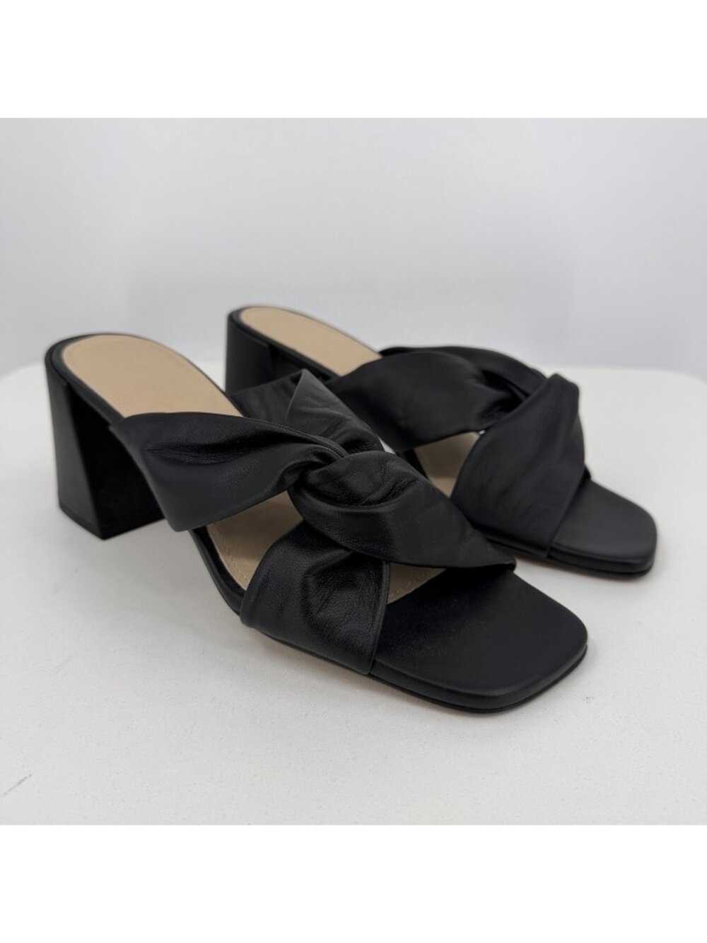 Everlane The Day Twist Heel Sandals size 7.5 Black Slip-on Leather Block Heel